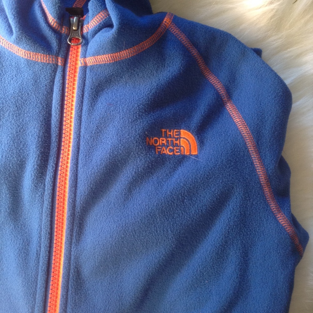 North Face Fleece Hoodie - Picture 3 of 3